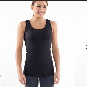 Lululemon Stay On Course Tank Size 6 in Black